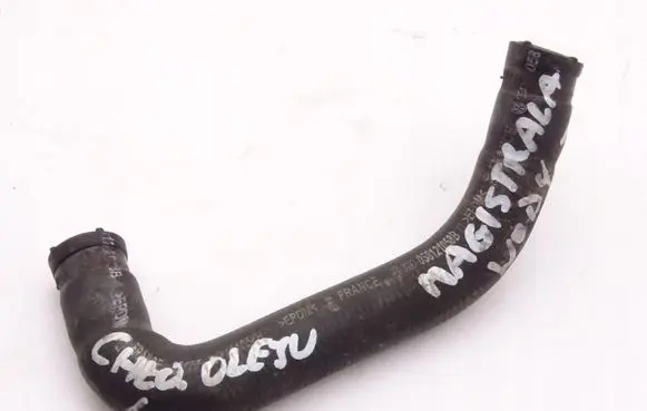 Audi A4 S4 B5 8D Engine coolant pipe/hose 058121058B
