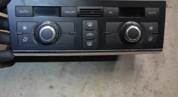 Audi A6 S6 C6 4F Climate control unit 4F1820043AK 5HB00883355 4F0910043B