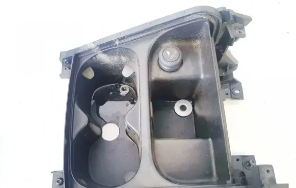 Volvo V70 Cup holder jc390228