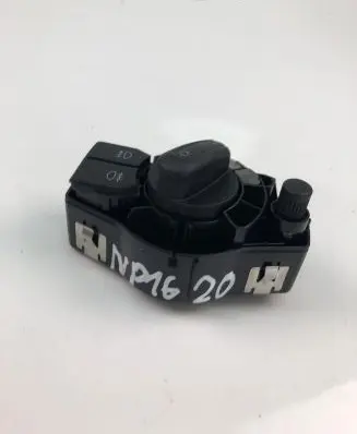Volkswagen Touareg III Light switch 7P6941431