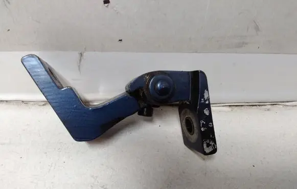 Audi A6 S6 C6 4F Rear door upper hinge