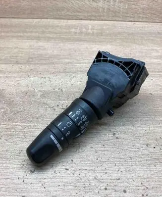 Nissan Primera Wiper turn signal indicator stalk/switch 25260AV615