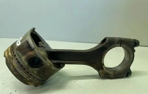 Toyota Celica T230 Piston with connecting rod