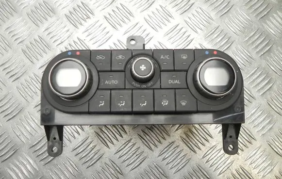 Nissan Qashqai+2 Climate control unit 27500JD45A Y1030