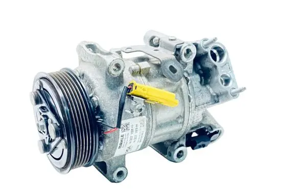 Citroen C4 III e-C4 Air conditioning (A/C) compressor (pump) 9833718880