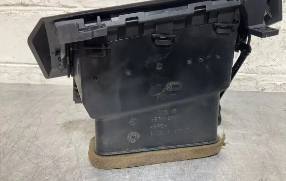 BMW 5 E60 E61 Dashboard side air vent grill/cover trim 6910731