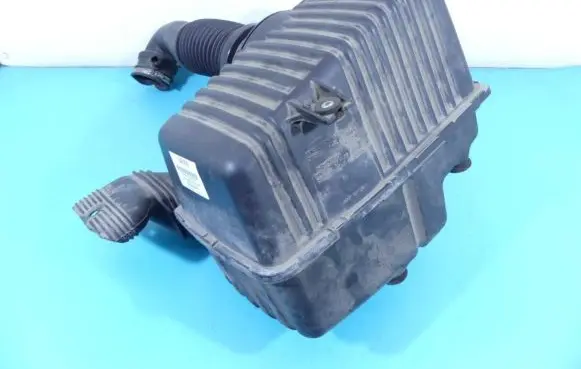 Chrysler Sebring (ST-22 - JR) Air filter box 04593802AA IMPRK1248618