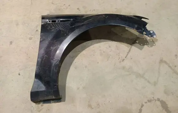 Ford Mondeo MK IV Fender