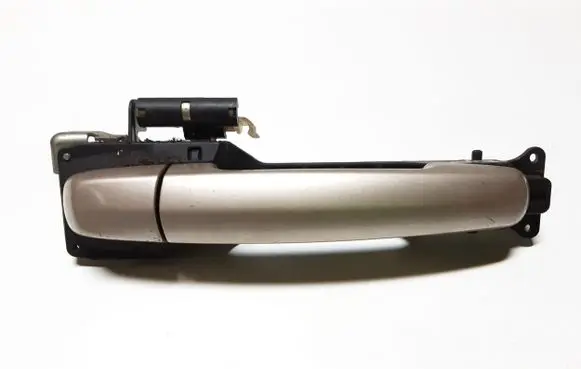 Suzuki Grand Vitara II Front door exterior handle
