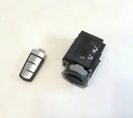 Volkswagen PASSAT B7 Ignition lock 3C0905843