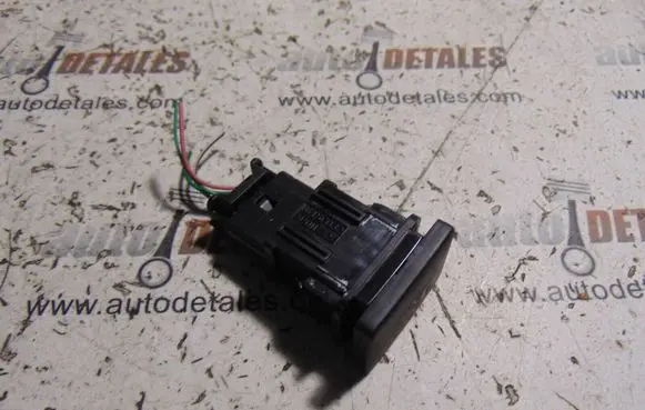 Toyota Avensis T270 ESP (stability program) switch 15C032