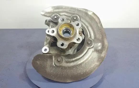 BMW X3 E83 Front wheel hub spindle knuckle 6871028