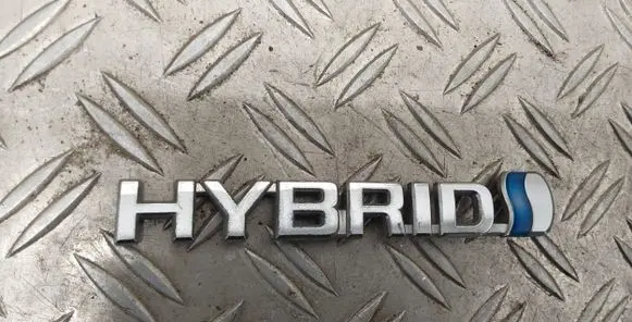Toyota Prius (XW20) Fender model badge letters 