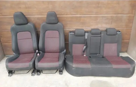 Toyota Auris E180 Seat set AURISIIFOTELT42