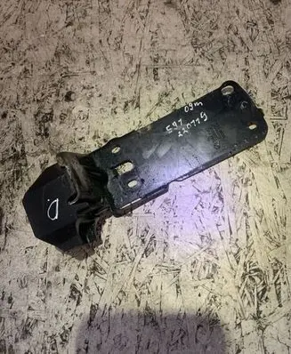 BMW 3 E90 E91 Radiator support slam panel bracket 51647117