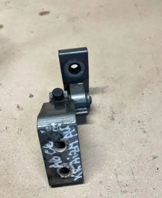 Audi A6 S6 C6 4F Rear door upper hinge