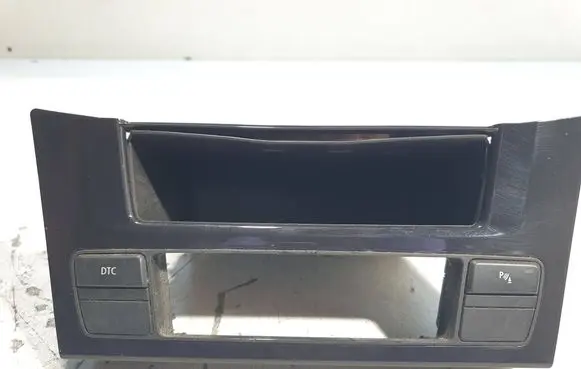 BMW 5 E60 E61 Dashboard glove box trim 9156028 6988987