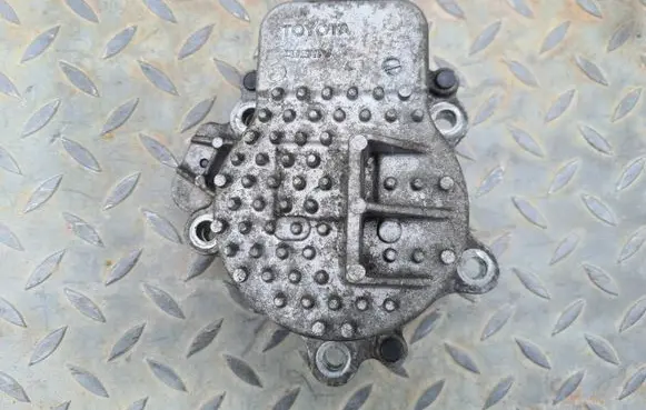 Lexus CT 200H Water pump