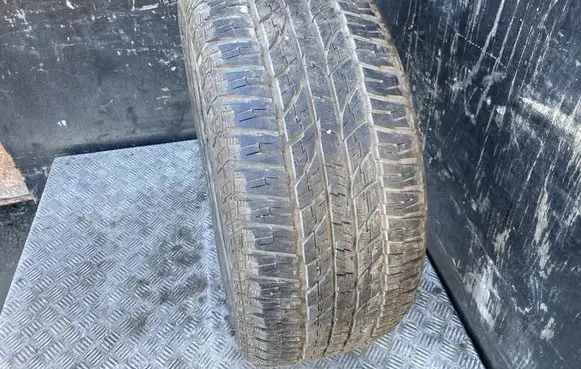 Nissan Navara D23 R19 summer tire 