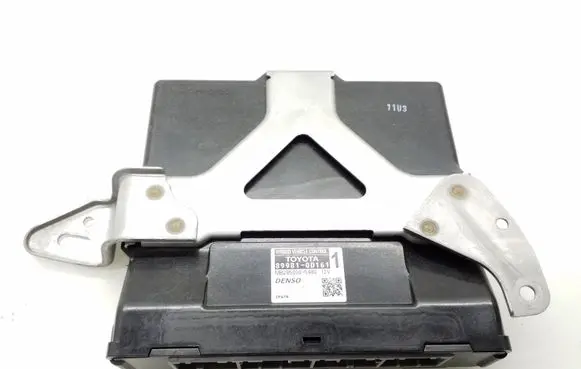 Toyota Yaris Engine control unit/module 899810D161