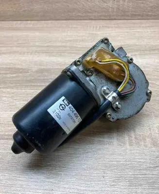 Opel Zafira A Wiper motor 404496 3102C