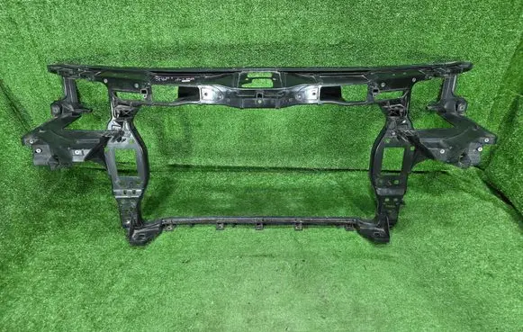Audi A8 S8 D4 4H Radiator support slam panel 4H0805495