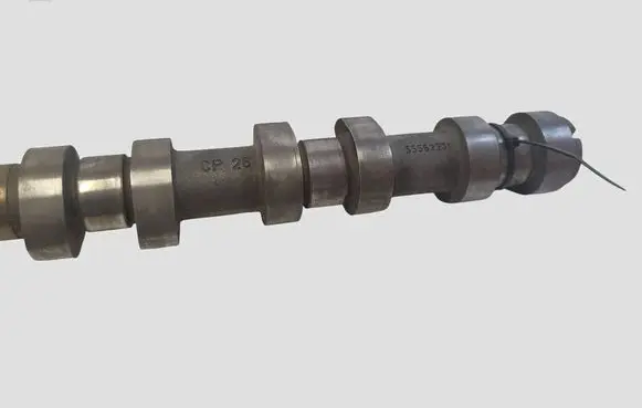 Opel Astra J Camshaft 55562231