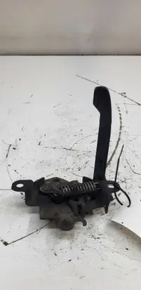 Toyota Yaris Engine bonnet/hood lock/catch