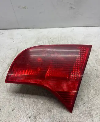 Audi A4 S4 B6 8E 8H Tailgate rear/tail lights 8E9945094 13372003 749002