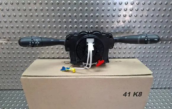 Peugeot Expert Wiper turn signal indicator stalk/switch S26340100 98062018XT
