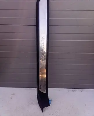 Mercedes-Benz E A207 Front sill trim cover A2076800174