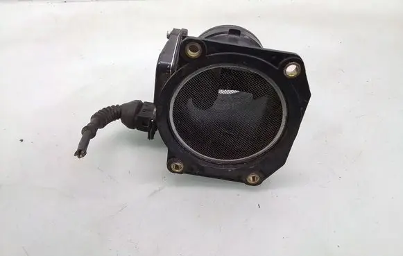 Audi A4 S4 B5 8D Mass air flow meter 058133471