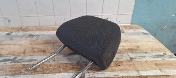 Opel Vectra C Front seat headrest 