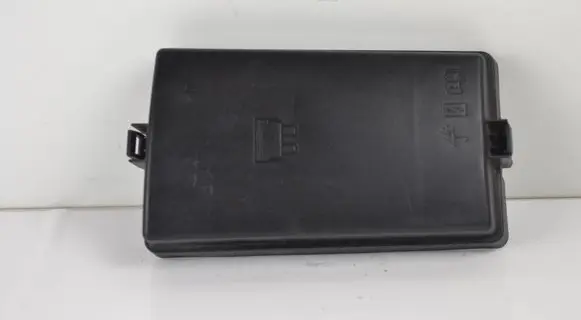 Volkswagen Golf VII Fuse box cover 5Q0937132A 63512386