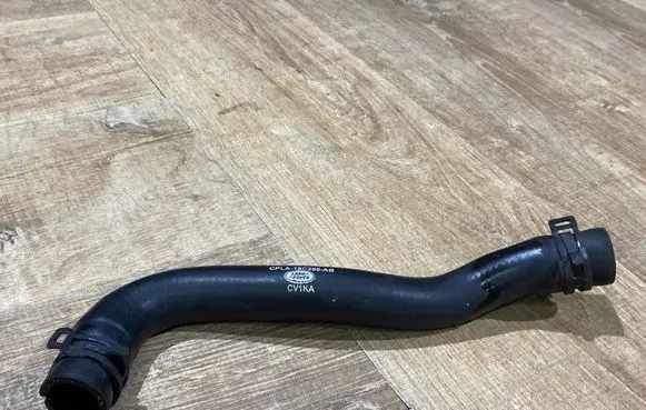 Land Rover Range Rover Sport L494 Engine coolant pipe/hose CPLA18C266AB