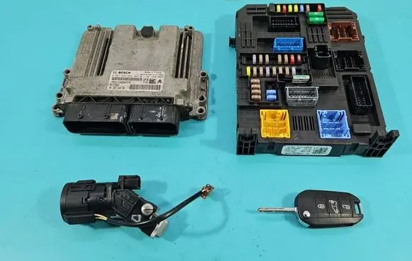 Toyota ProAce City Engine control unit/module ECU 0281035366 IMPRK1544300