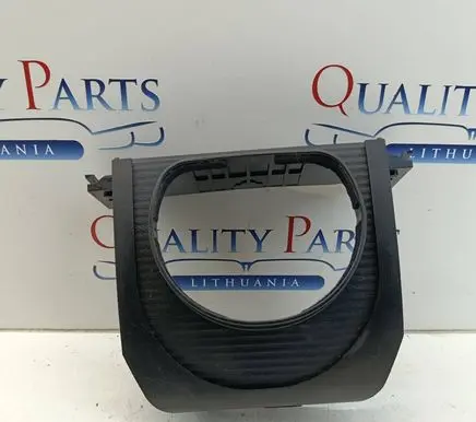 Mercedes-Benz CLS C219 Steering wheel column trim A2114600195