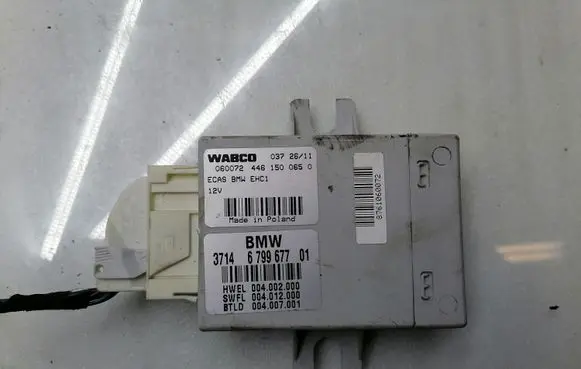 BMW 5 F10 F11 Air suspension control unit module (rear) 6799677
