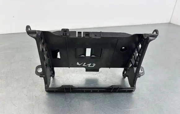 Radio/GPS head unit trim