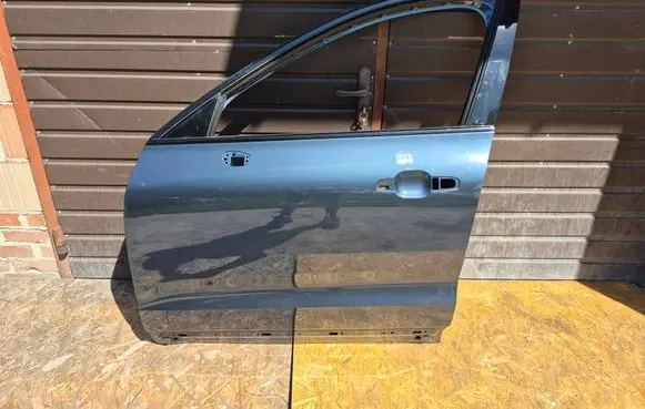 Volvo XC60 Front door