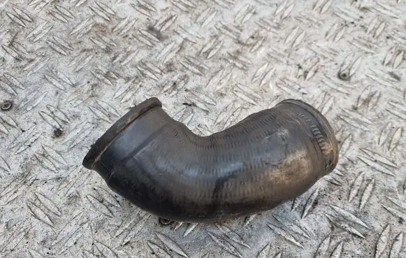 Volkswagen Golf VI Intercooler hose/pipe 1K0145762E
