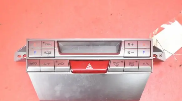 Subaru Outback Climate control unit 72311AJ030