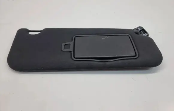 Sun visor