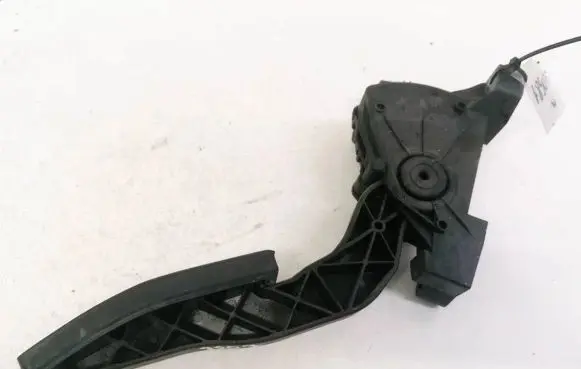 Saab 9-3 Ver1 Accelerator throttle pedal 9186724 6PV00832200