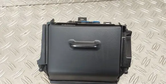 Toyota Auris E180 Glove box 5541402320