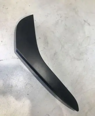 Volkswagen PASSAT B6 Rear door handle trim 3C2867171A