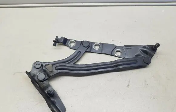 Volvo S40 Tailgate/trunk/boot hinge 30716248