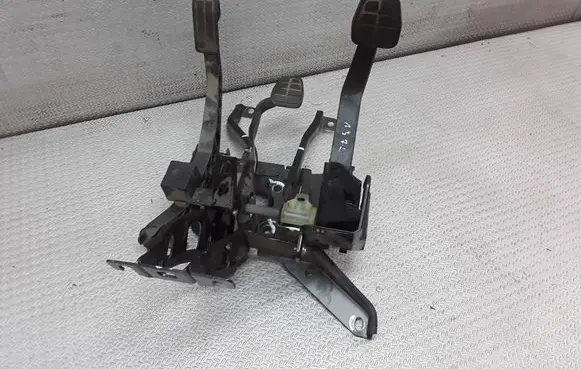 Ford Galaxy Pedal assembly 
