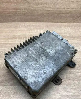 Chrysler Voyager Engine control unit/module ECU 4727403AK 04745860