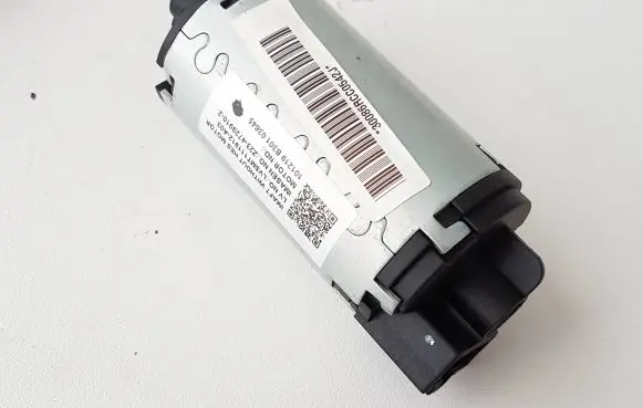 Subaru Forester SK Seat adjustment motor Z2347299102 30086RCC0542J LVSMT111912A03
